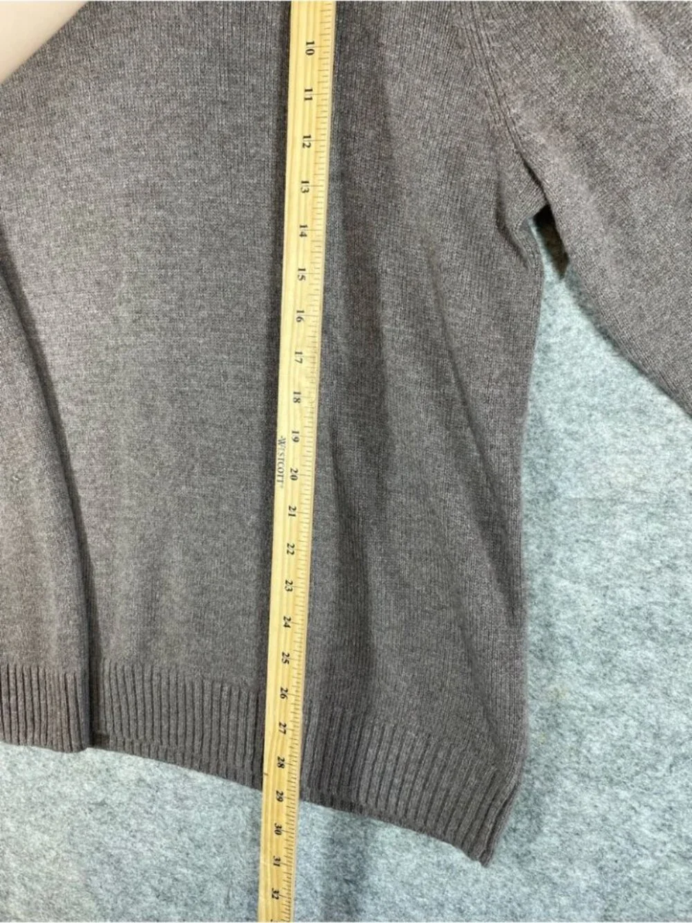 Black Brown 1826 Lambswool Blend V-Neck Sweater Brown Large Classic Casual Fall